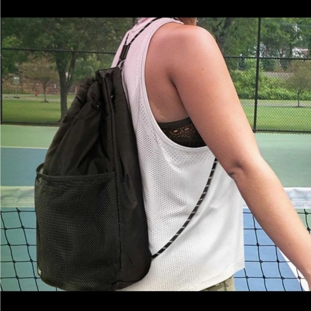 PINK VS Drawstring Backpack - Picture 4 of 5